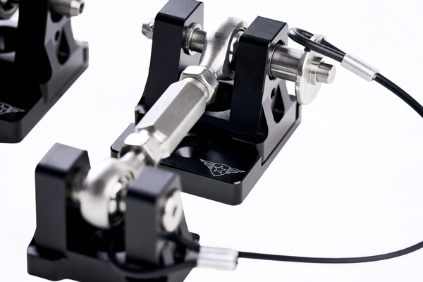 FREEDOM エンドチップ　コンバット 4インチ　ブラック アルミ削り出し COMBAT OFFROAD Billet Style Hood Hold Downs – FORTEC4x4
