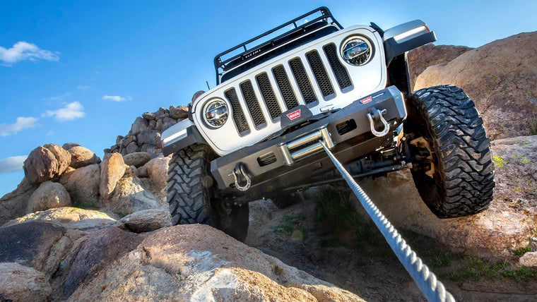WARN ELITE STUBBY Front Bumper for 18-up Jeep Wrangler JL & 20-up Jeep Gladiator JT