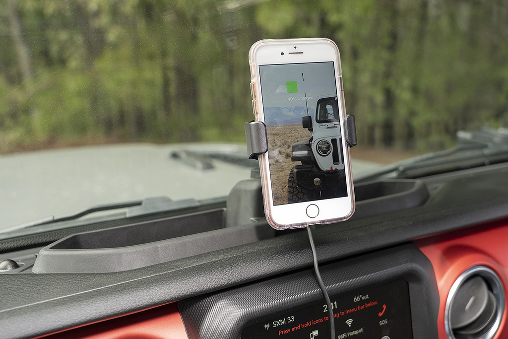 RUGGED RIDGE Dash Multi-Mount Wireless Charging Phone Kit for 18